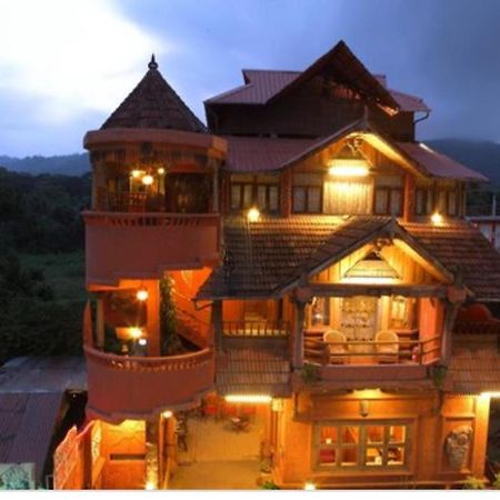 Coffee Inn Thekkady Exterior photo
